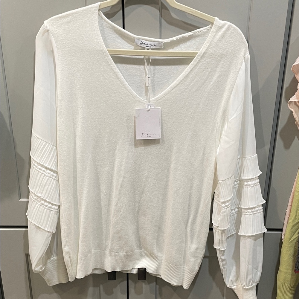 Sioni Ivory V-Neck Blouse with Ruffled Sleeves